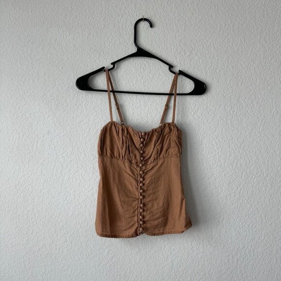 Princess Polly camel pleated detail button up tank🍸🤎 - Picture 3 of 6